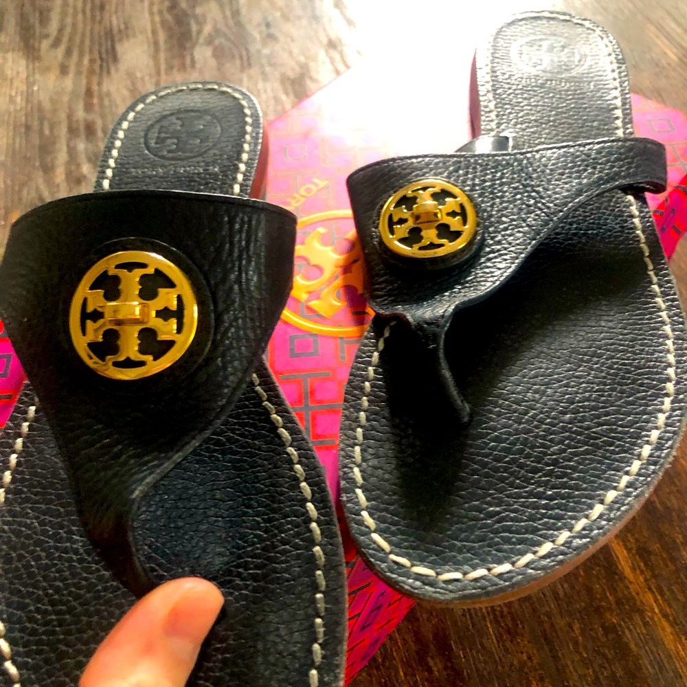 Tory Burch pebbled navy leather sandals
